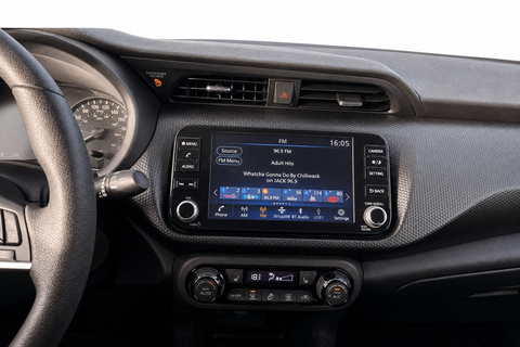 2024 Nissan Kicks — view 9