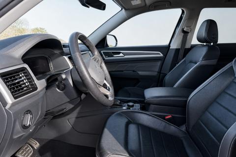 2022 Volkswagen Atlas — view 19