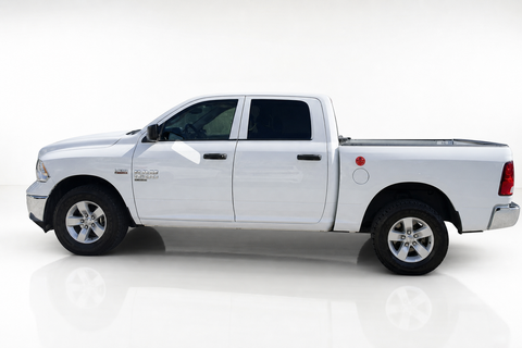 2023 RAM 1500 Classic — view 3