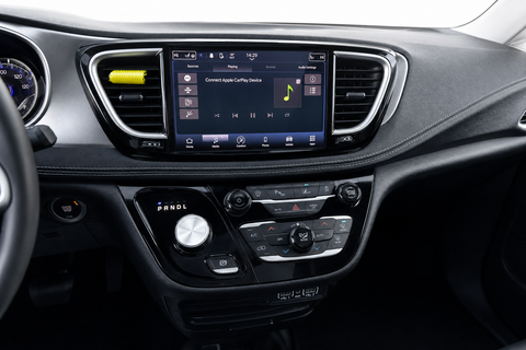2023 Chrysler Pacifica — view 13