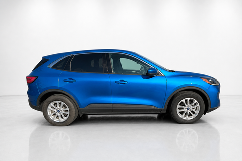 2020 Ford Escape — view 4