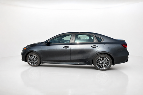 2024 Kia Forte — view 8