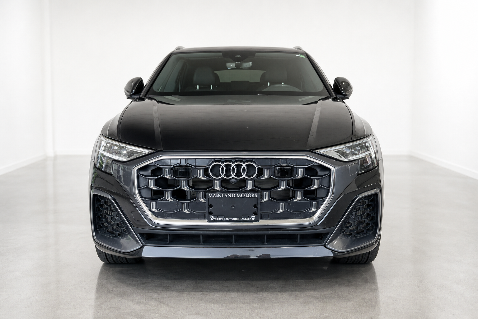 2025 Audi Q8