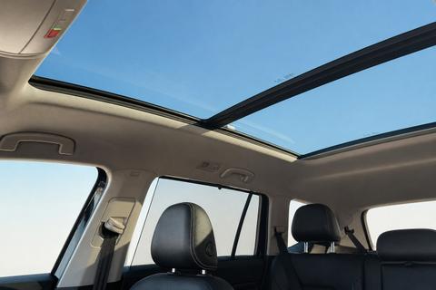 2022 Volkswagen Atlas — view 15