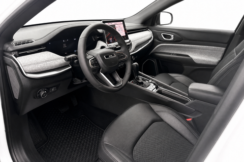 2025 Jeep Compass — view 9