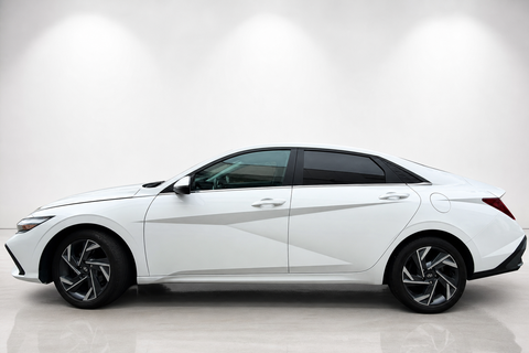 2025 Hyundai Elantra — view 8