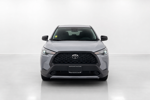 2025 Toyota Corolla Cross — view 2