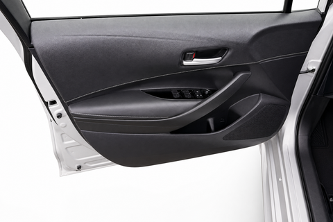 2025 Toyota Corolla Hatchback 5-Door — view 9