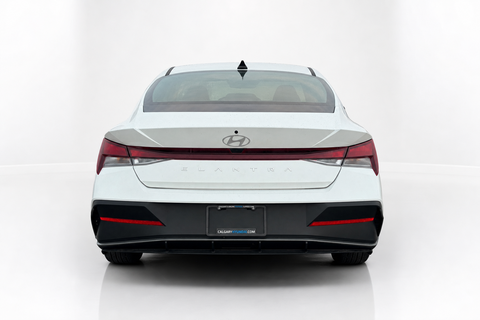 2025 Hyundai Elantra — view 5