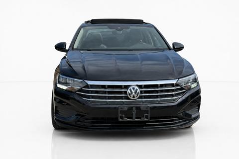 2021 Volkswagen Jetta Sedan — view 2