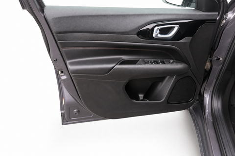 2024 Jeep Compass — view 10