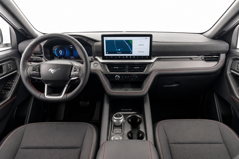 2025 Ford Explorer — view 16