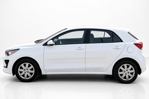 2023 Kia Rio 5-door — view 2