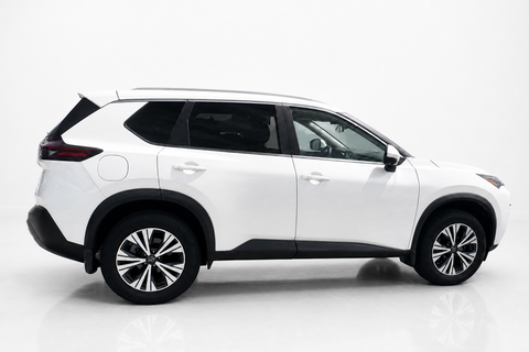 2023 Nissan Rogue — view 4
