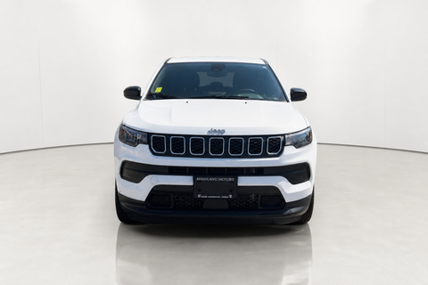 2025 Jeep Compass — view 2
