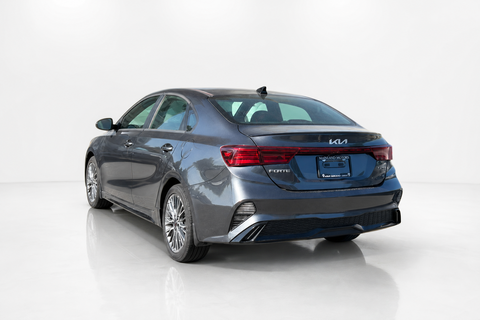 2024 Kia Forte — view 7