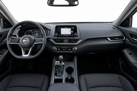 2024 Nissan Altima — view 10