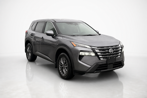 2024 Nissan Rogue — view 3