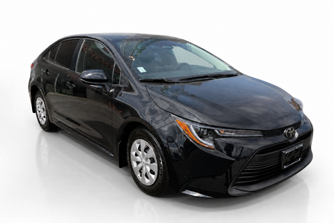2023 Toyota Corolla — view 3