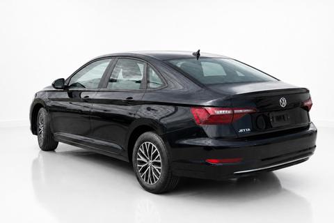 2021 Volkswagen Jetta Sedan — view 7