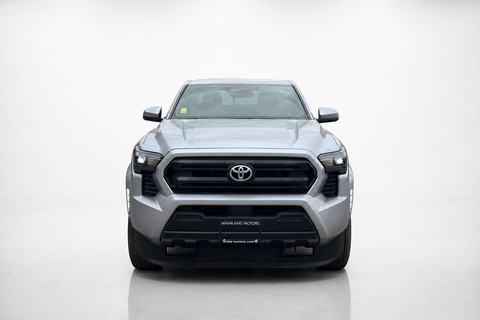 2025 Toyota Tacoma — view 2