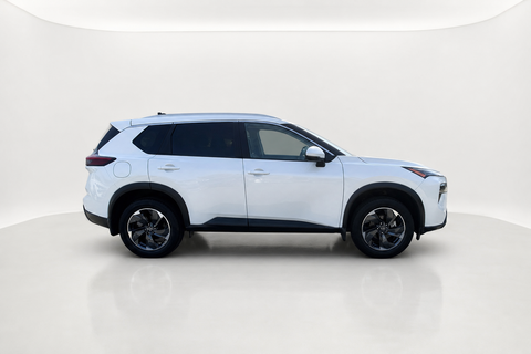 2026 Nissan Rogue — view 4
