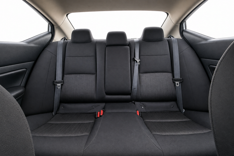 2024 Nissan Altima — view 8