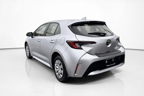 2025 Toyota Corolla Hatchback 5-Door — view 6