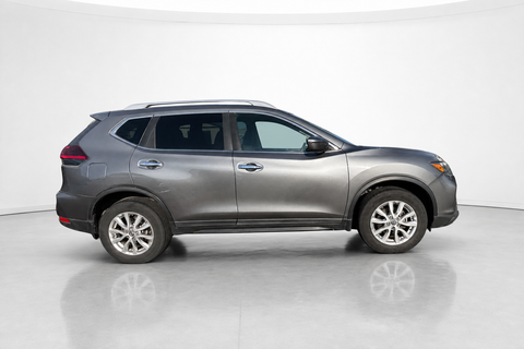 2020 Nissan Rogue — view 4