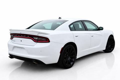 2020 Dodge Charger — view 4