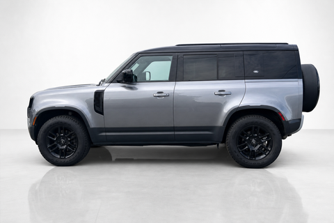 2024 LAND ROVER Defender — view 8
