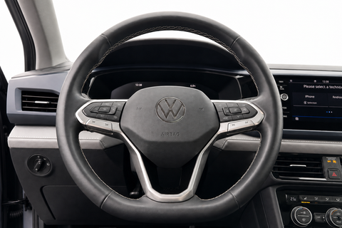 2024 Volkswagen Taos — view 8