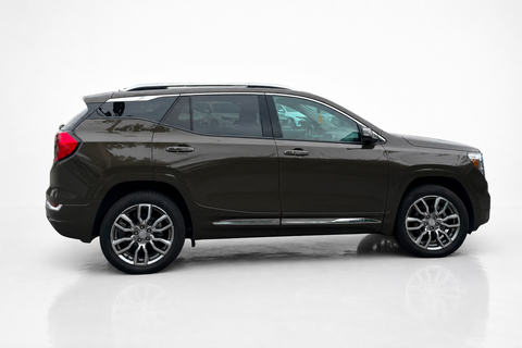 2023 GMC Terrain — view 3