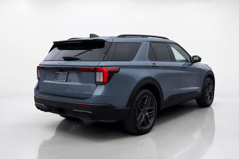 2025 Ford Explorer — view 5