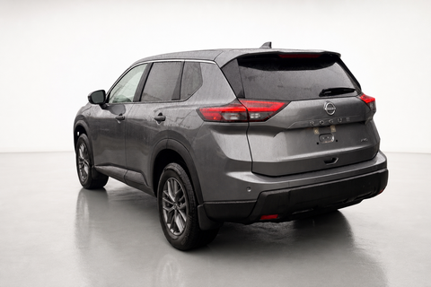 2024 Nissan Rogue — view 5