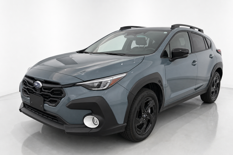 2024 SUBARU Crosstrek — view 1