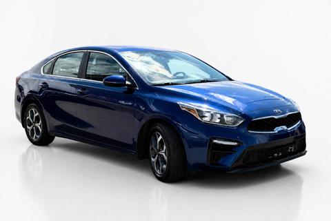 2021 Kia Forte Sedan — view 2