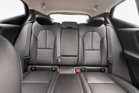 2025 Volvo XC40 — view 10