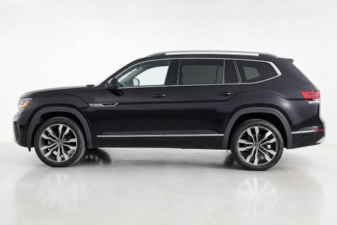 2022 Volkswagen Atlas — view 3