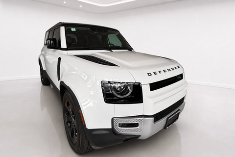 2025 Land Rover Defender — view 3