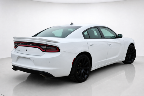 2020 Dodge Charger — view 4