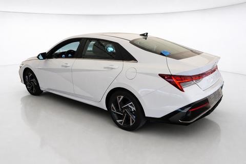 2025 HYUNDAI ELANTRA — view 4