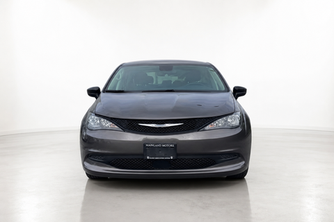 2023 CHRYSLER Grand Caravan — view 2