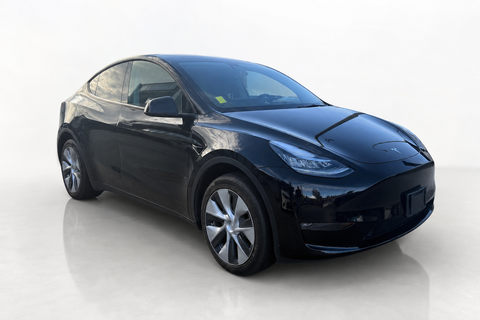2022 Tesla Model Y — view 4