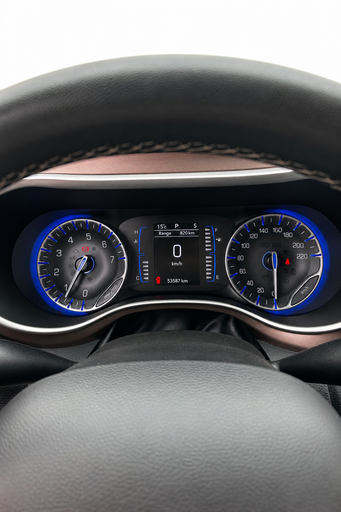 2023 Chrysler Grand Caravan — view 5