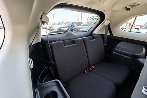 2020 Mitsubishi Outlander — view 14