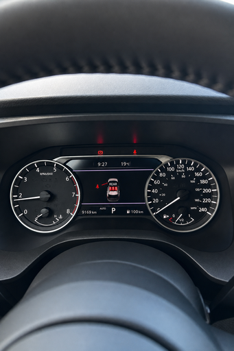 2024 Nissan Rogue — view 5