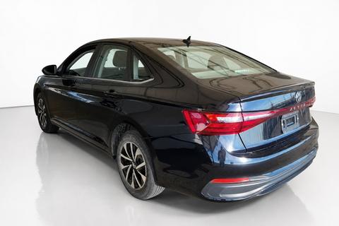 2025 VOLKSWAGEN Jetta — view 4