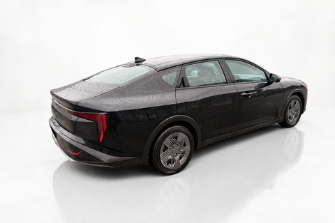 2025 Kia K4 — view 4