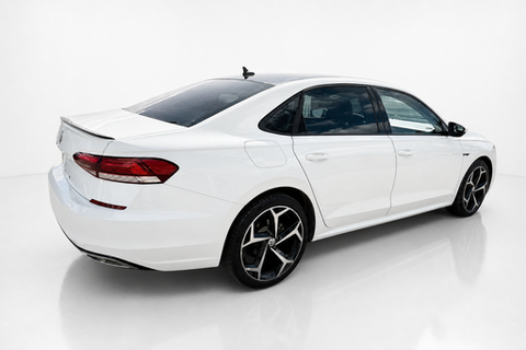 2020 Volkswagen Passat — view 4